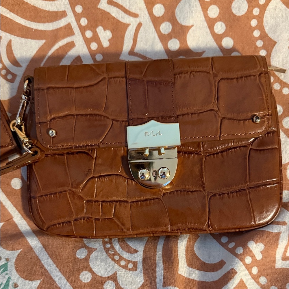 Lauren Ralph Lauren Brown Croc-Embossed Wallet and Wristlet Set - Picture 4 of 5